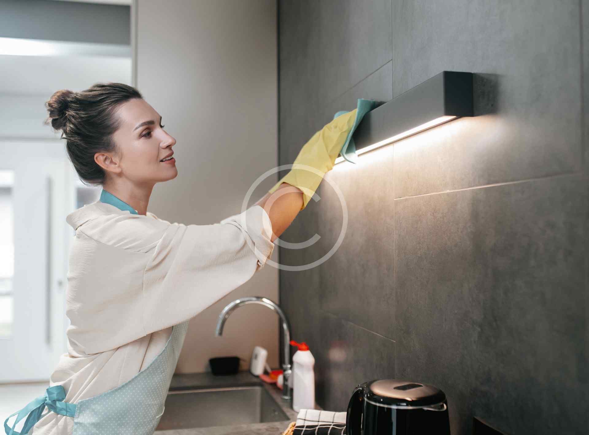 Kitchen cleaning